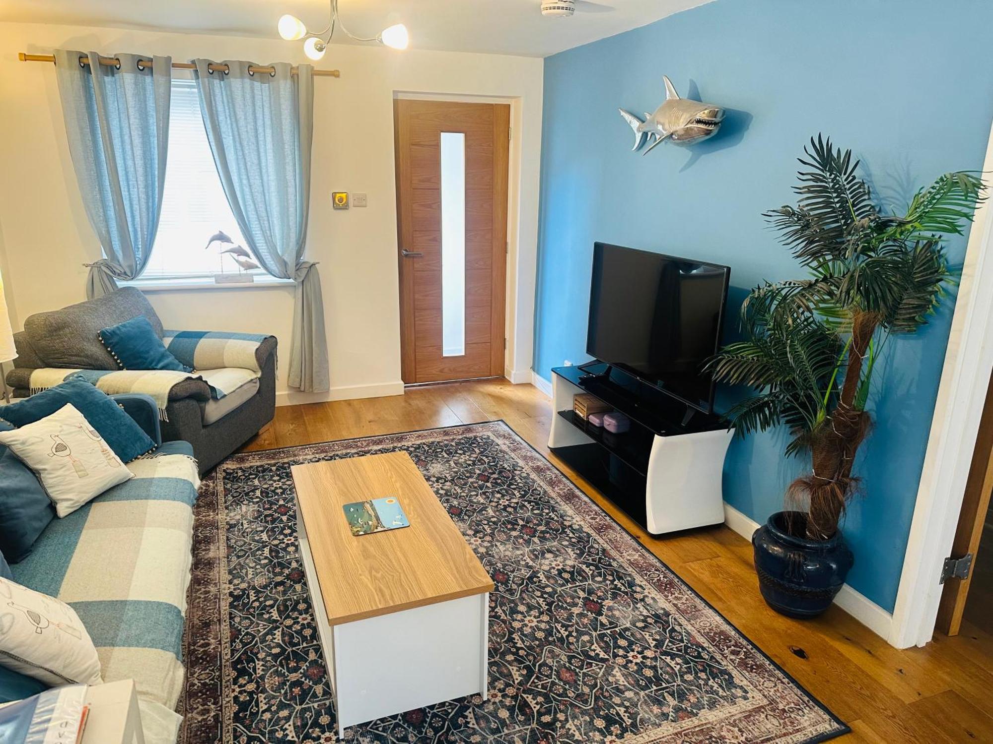 Road- Short Walk To Charlestown, & Coastal Paths- Dog Friendly * Carlyon Bay